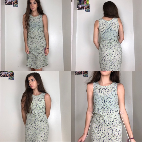 SOLD🛒 PASTEL, FLORAL, SOFT GIRL DRESS - Picture 4 of 4